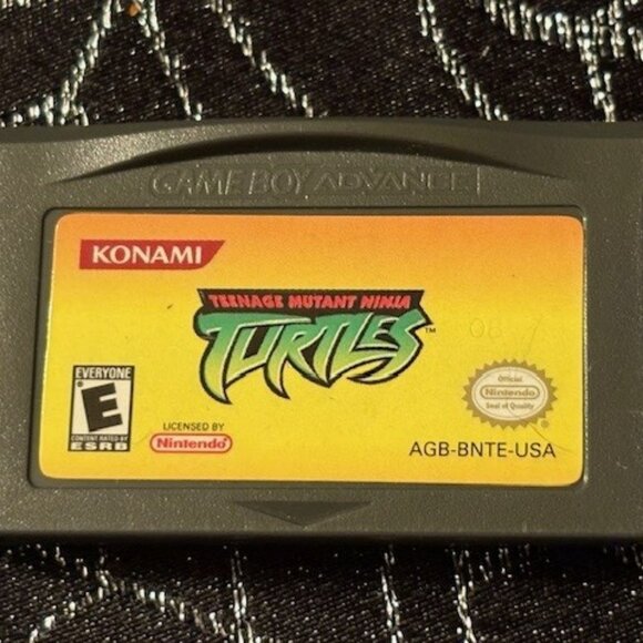 GameBoy Advance Teenage Mutant Ninja Turtles Game - Picture 1 of 2